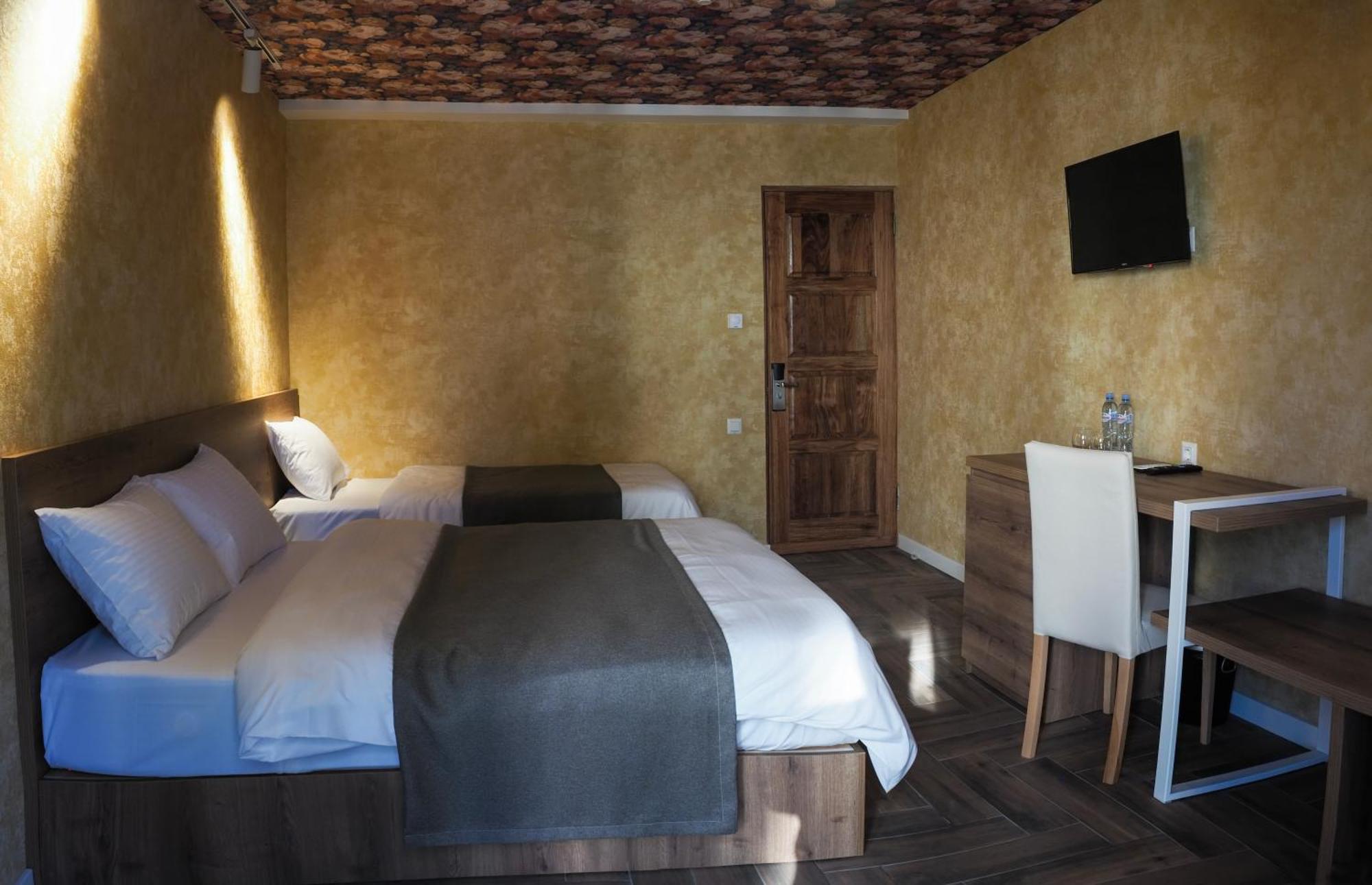 Hotel Hills In Old Tbiliszi Kültér fotó